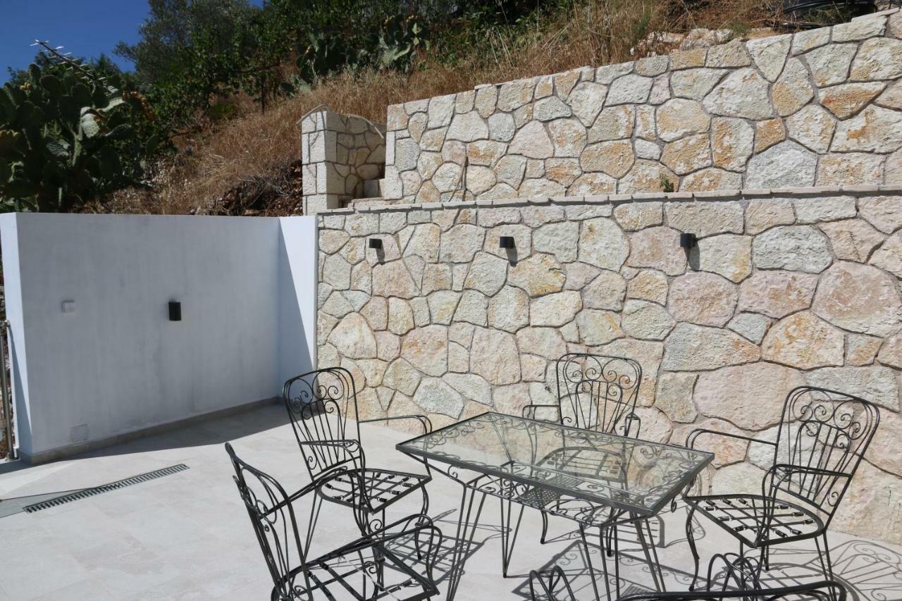 Aknato Villa Vlikhón Eksteriør bilde
